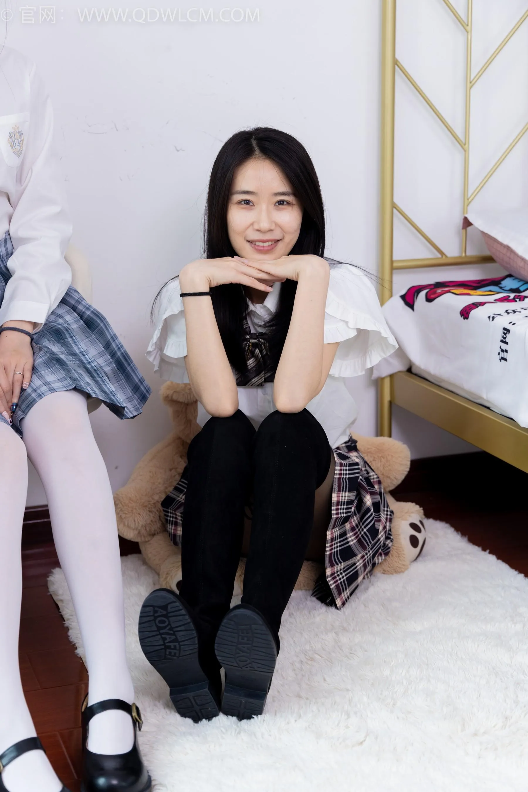 物恋传媒 NO.1582 菜菜小敏-学院姐妹花 [177P]插图